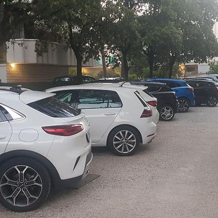 Hotel Monaco - Parcheggio Incluso Min 2 Gg Milano Marittima Bagian luar foto