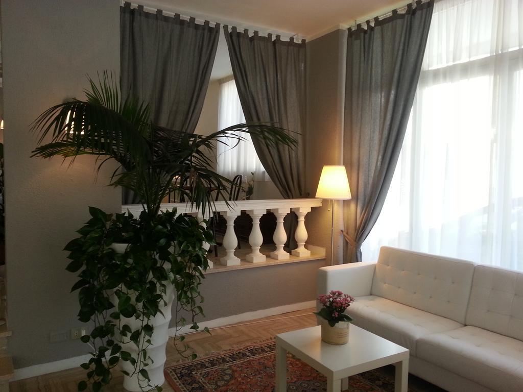 Hotel Monaco - Parcheggio Incluso Min 2 Gg Milano Marittima Bagian luar foto